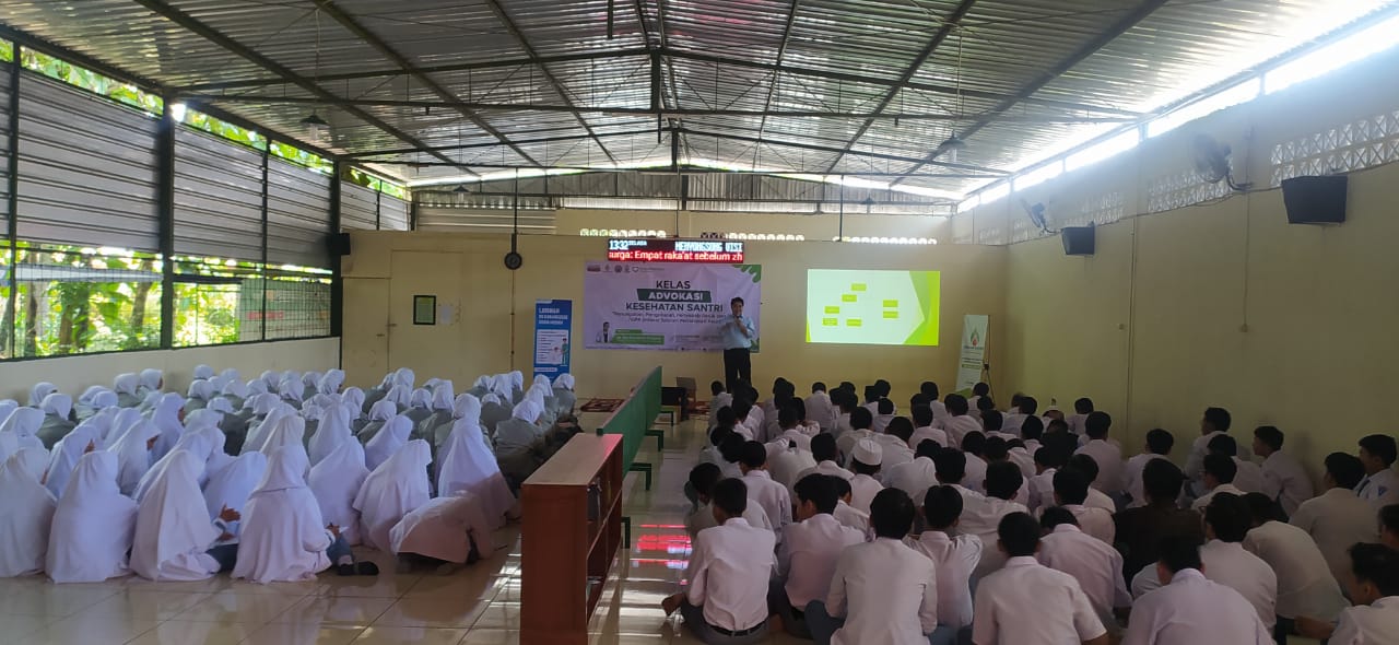 Kegiatan Kelas Advokasi Kesehatan Santri di Pondok Pesantren Al Hikmah Boyolali